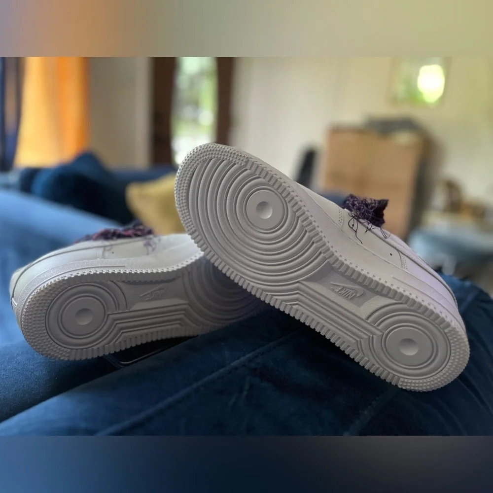 Custom Air Force 1s SOLD!! - Picture 2 of 6